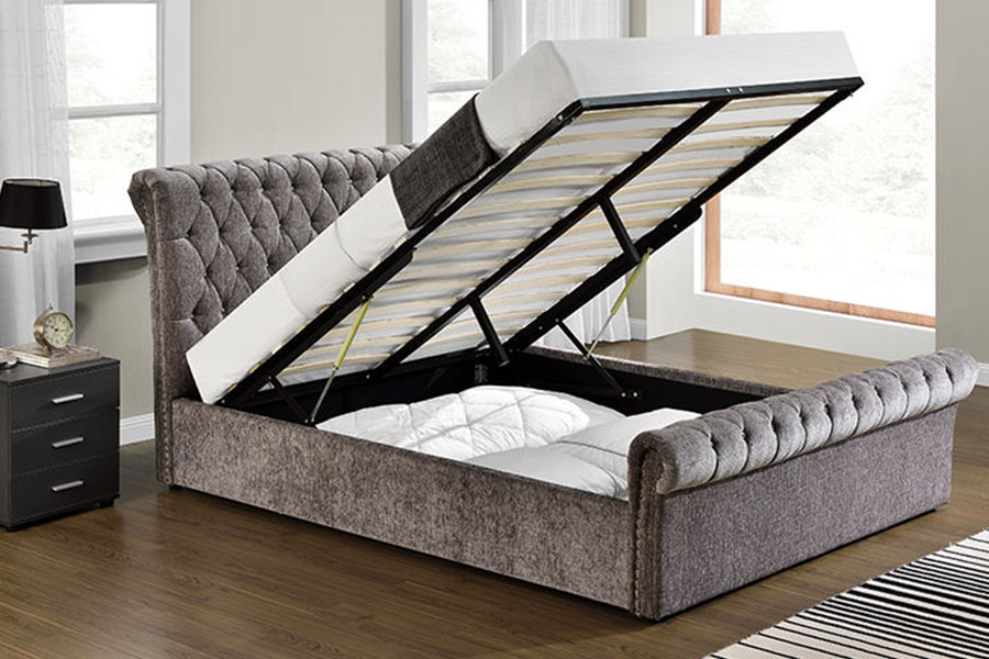 1153G Chesterfield Crushed Velvet Crystal Ottoman Bed Storage Ottoman
